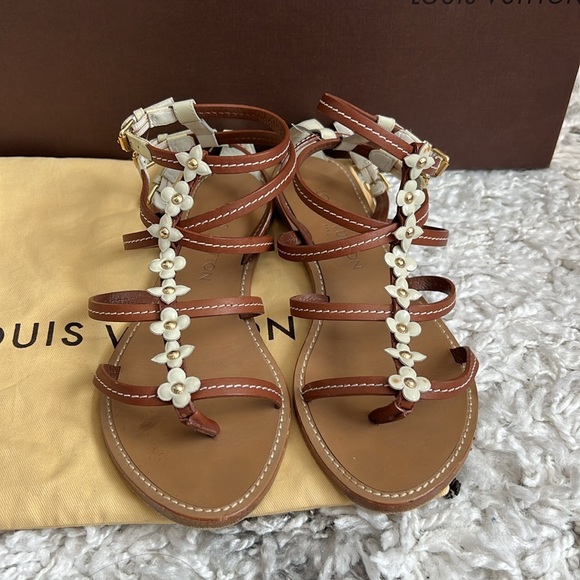 LOUIS VUITTON Fleurus Gladiator Sandals - Picture 2 of 4
